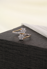 Dual Floral Diamond Ring – Elegant Gold & Silver Design