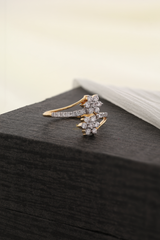 Dual Floral Diamond Ring – Elegant Gold & Silver Design