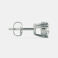 Classic Round Diamond Stud Earrings in White Gold – Elegant and Timeless