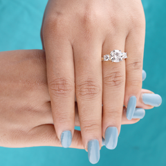 Trio Sparkle Diamond Ring – Gold Band with Brilliant Cut Stones