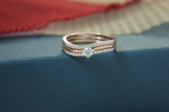 Delicate Two-Ring Bridal Set with Solitaire Diamond