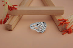 Chic White Gold Ring with Clustered Diamond Grid