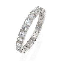 Ornate Round Cut & Princess Cut Diamond Band