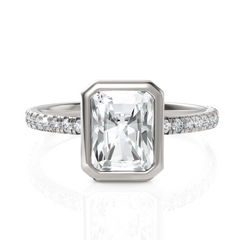 Radiant Cut Diamond Engagement Ring (1.50 CT. Solitaire)